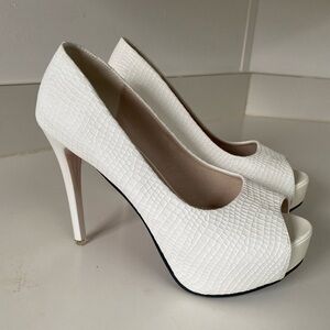 NEW white aligator skin heels